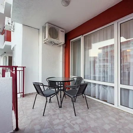 One Bedroom 圣弗拉斯
