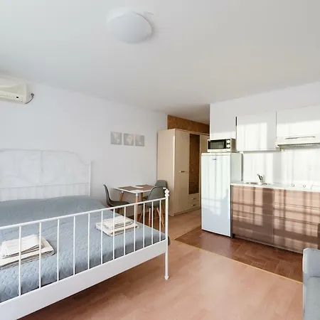 One Bedroom Daire Sveti Vlas